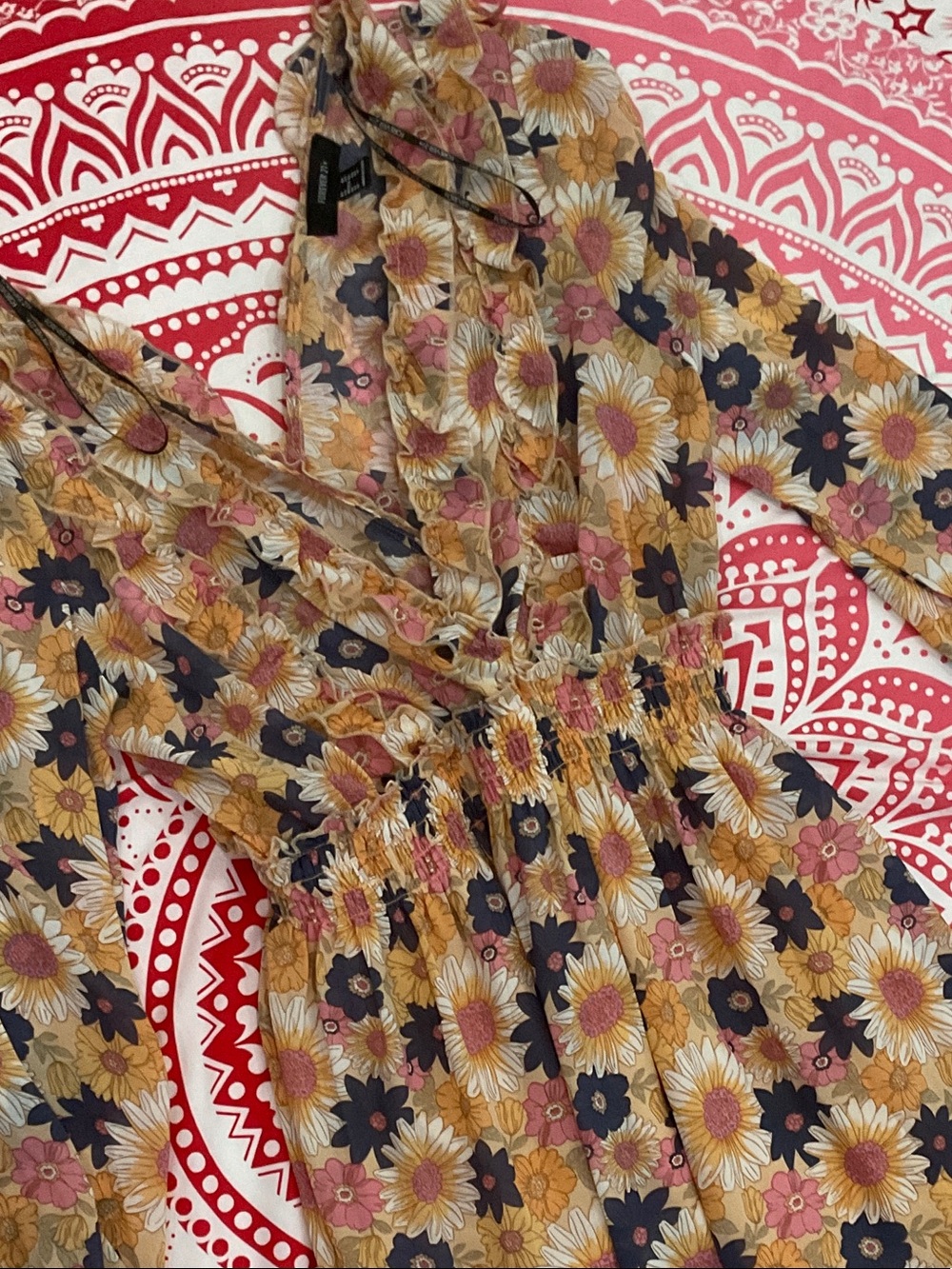 Floral Sunflower Smocked Waist V-Neck Dress size 0X - Picture 3 of 3